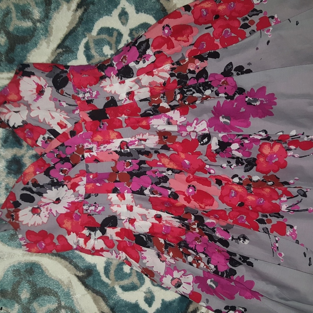 Sleeveless floral dress by Kasper size 12